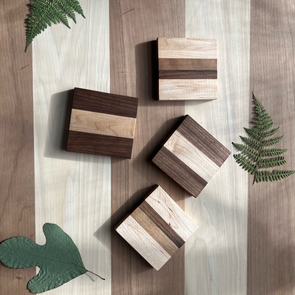 Wooden Coasters Set with Natural Stripes